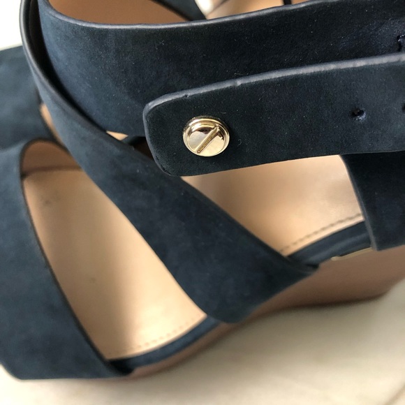 Sandals - Picture 4 of 4